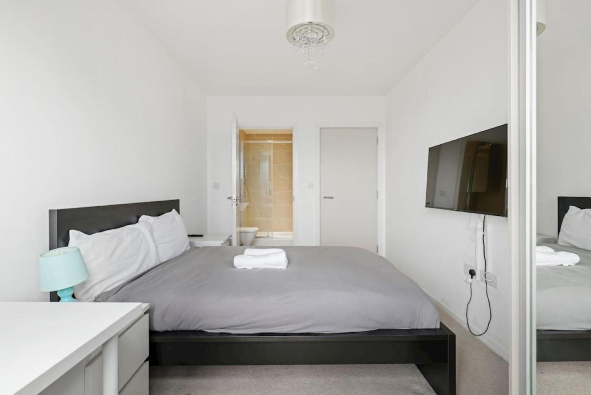 Canning Town 2 Bed Appartamento Londra